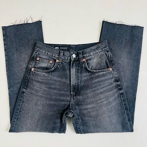 Zara Women's Straight Leg Jeans - Charcoal